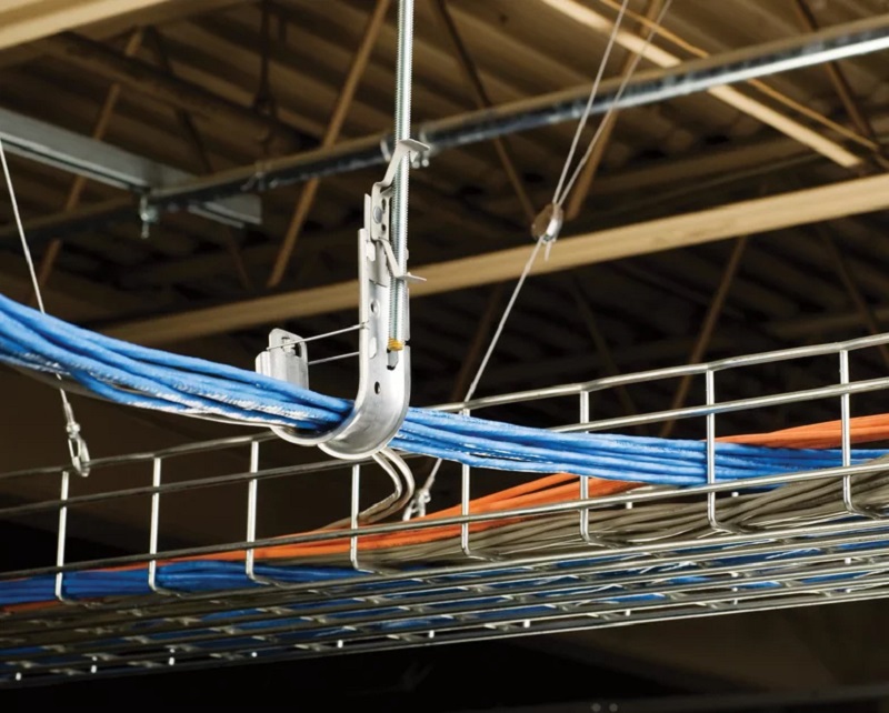 Cabling in a false ceiling